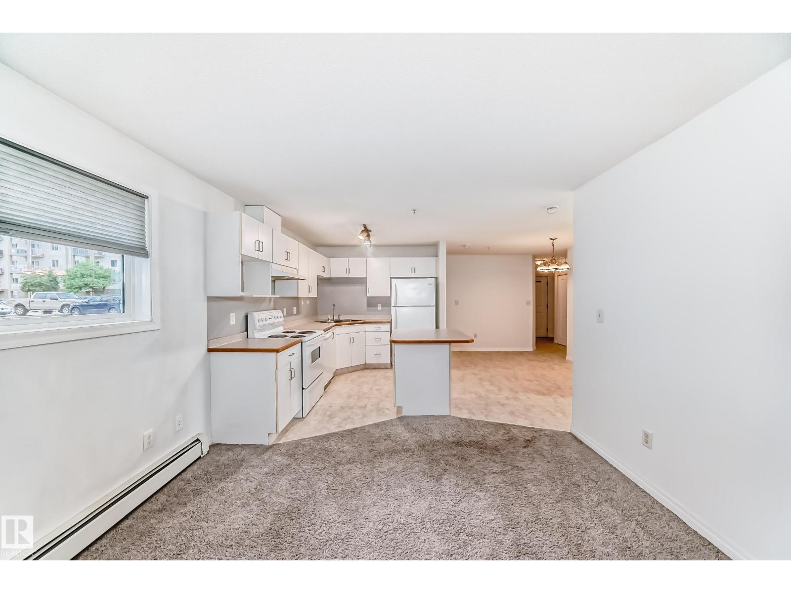 #126 10535 122 ST NW - 21