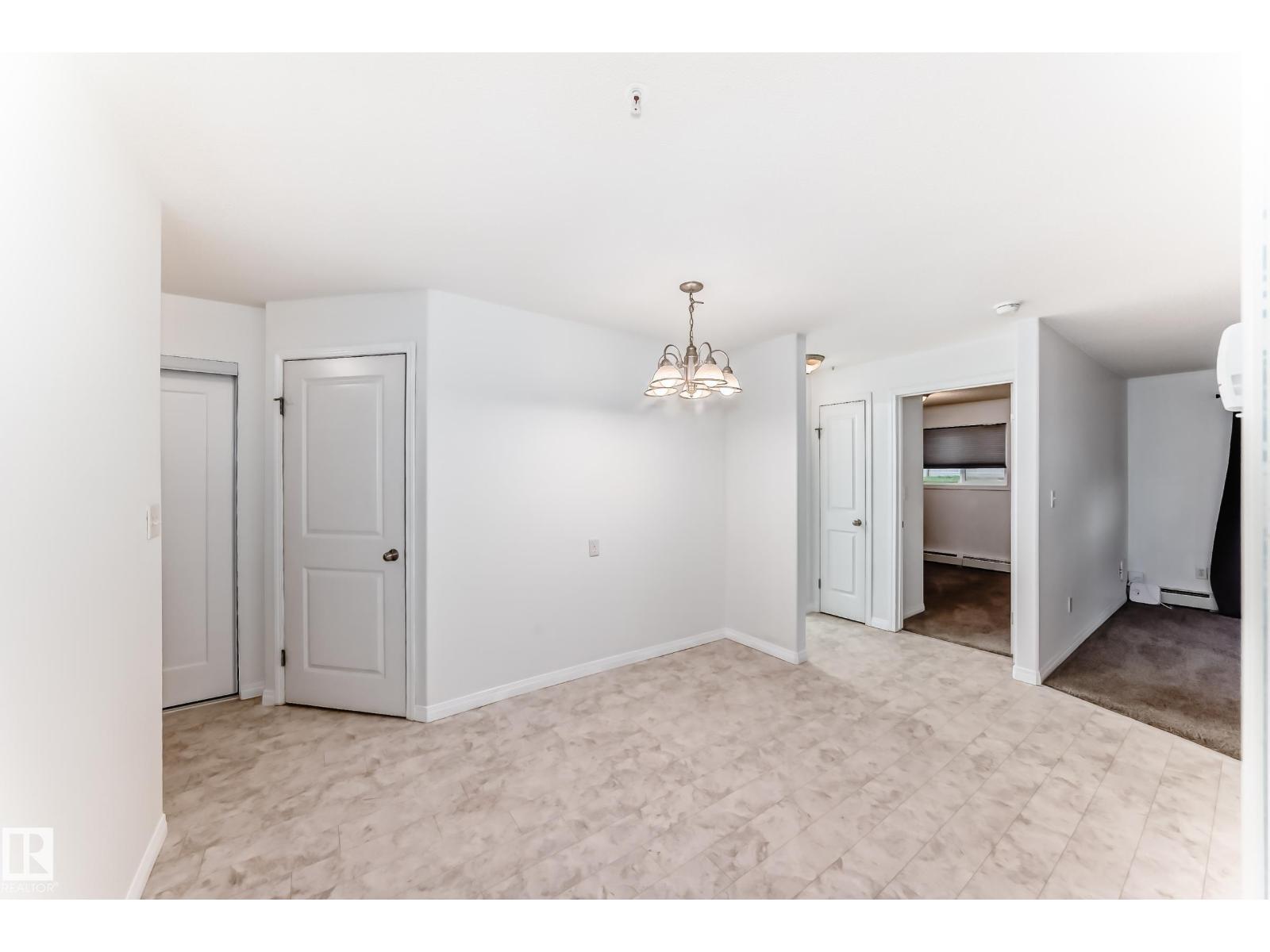 #126 10535 122 ST NW - 26