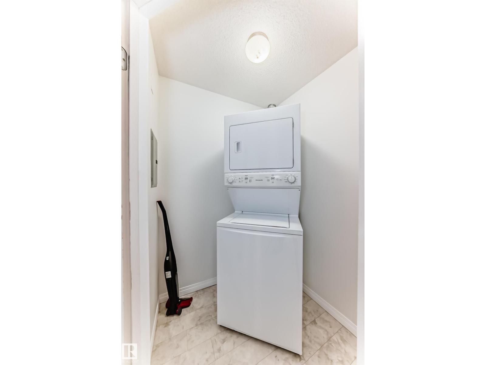 #126 10535 122 ST NW - 41