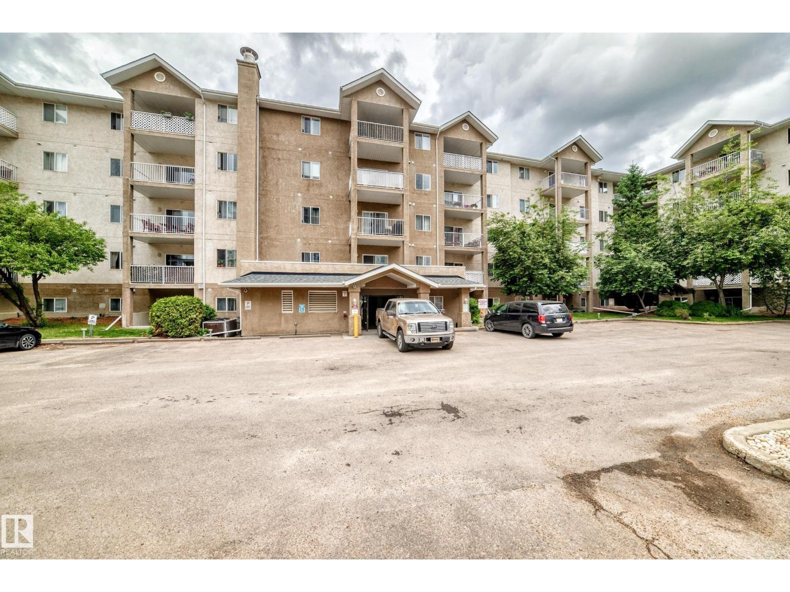 #126 10535 122 ST NW - 46