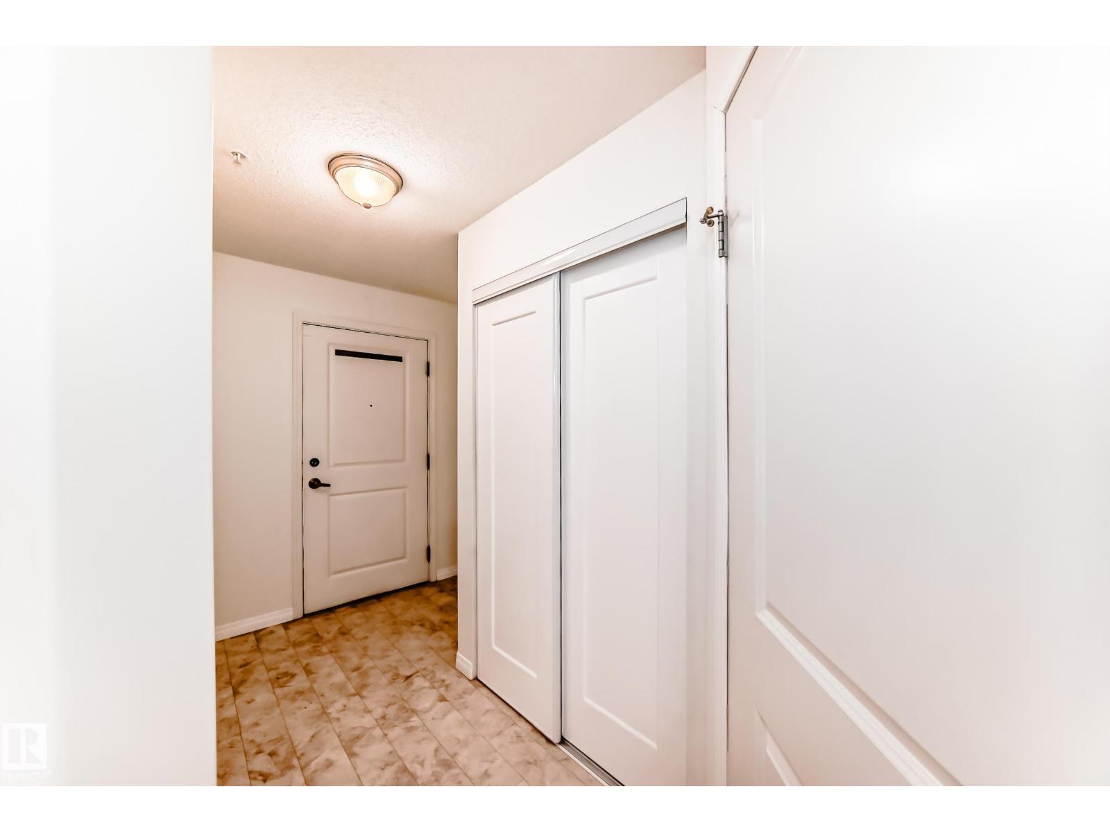 #126 10535 122 ST NW - 6