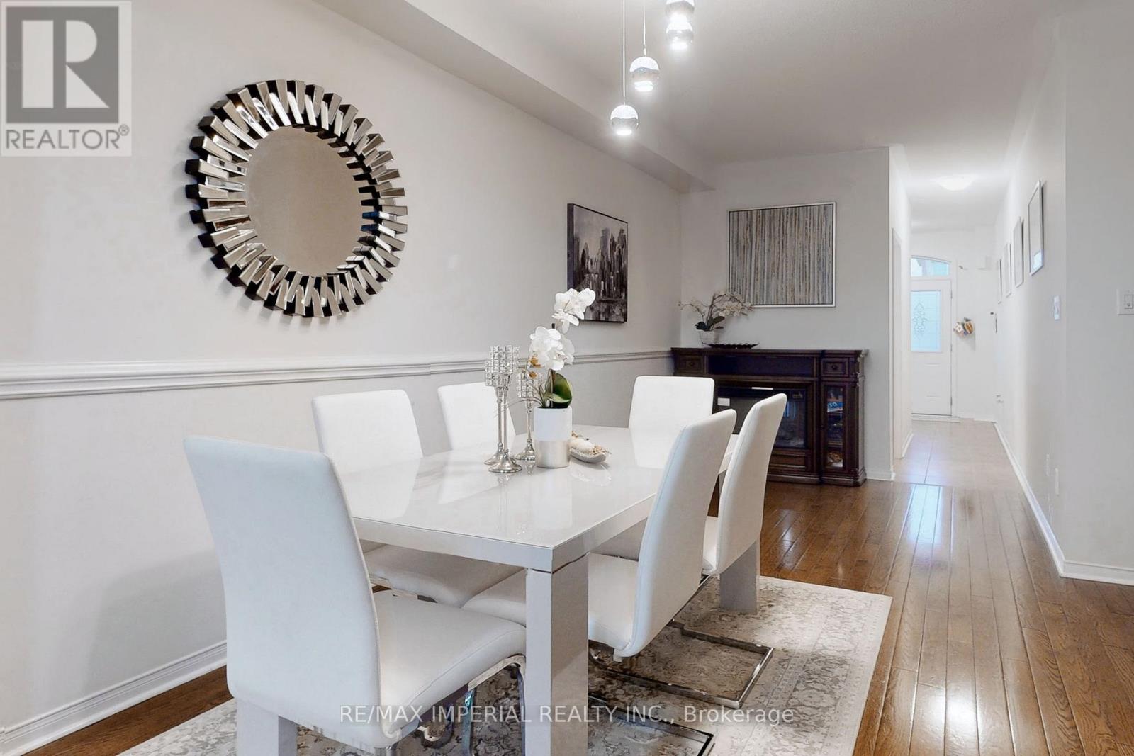 28 SPRUCE PINE CRESCENT - 15