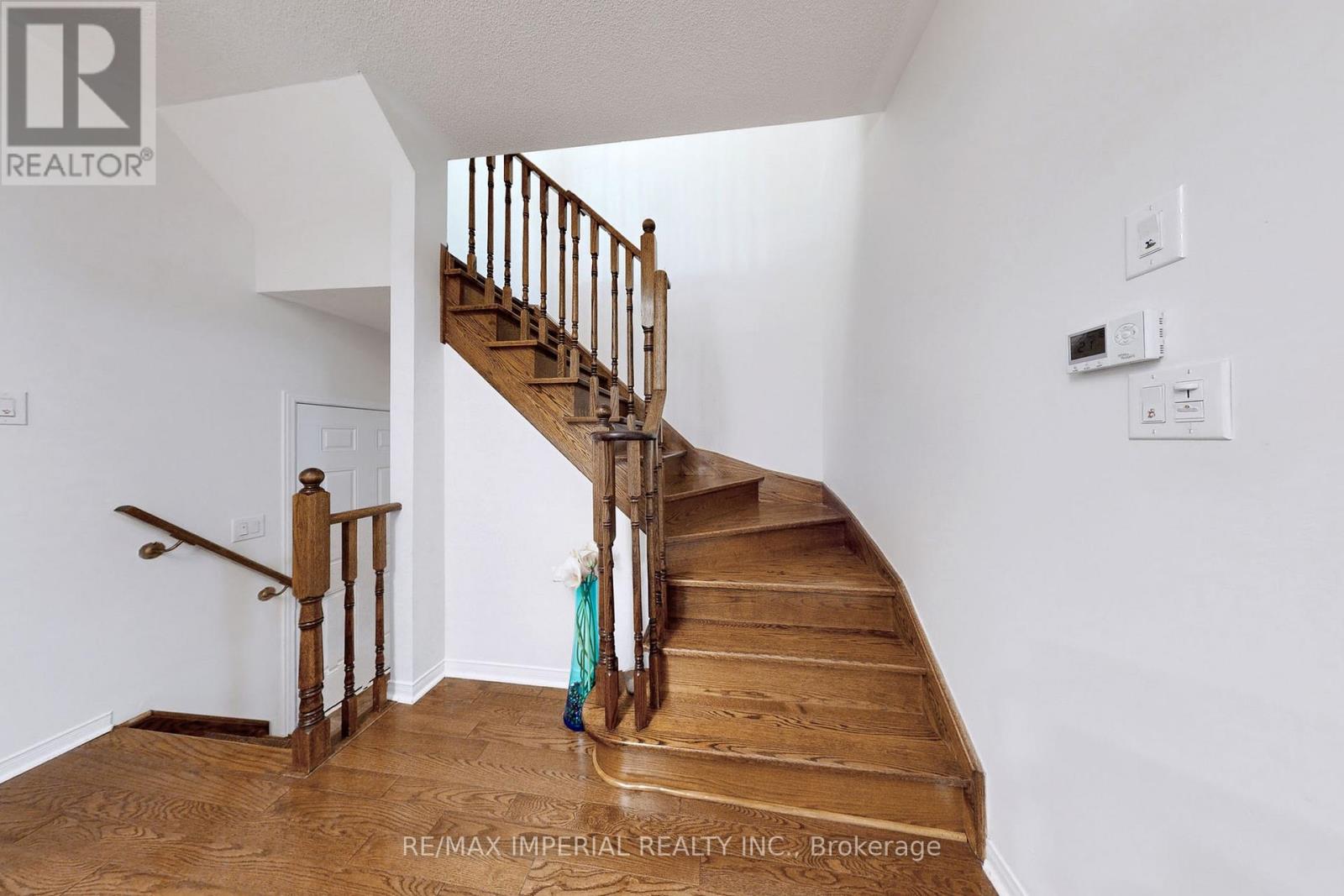 28 SPRUCE PINE CRESCENT - 19