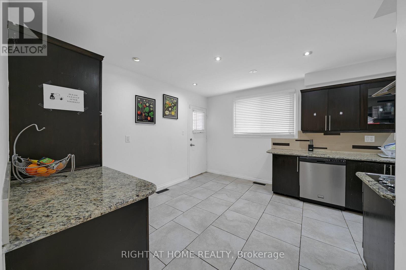 3241 MCCARTHY COURT - 20