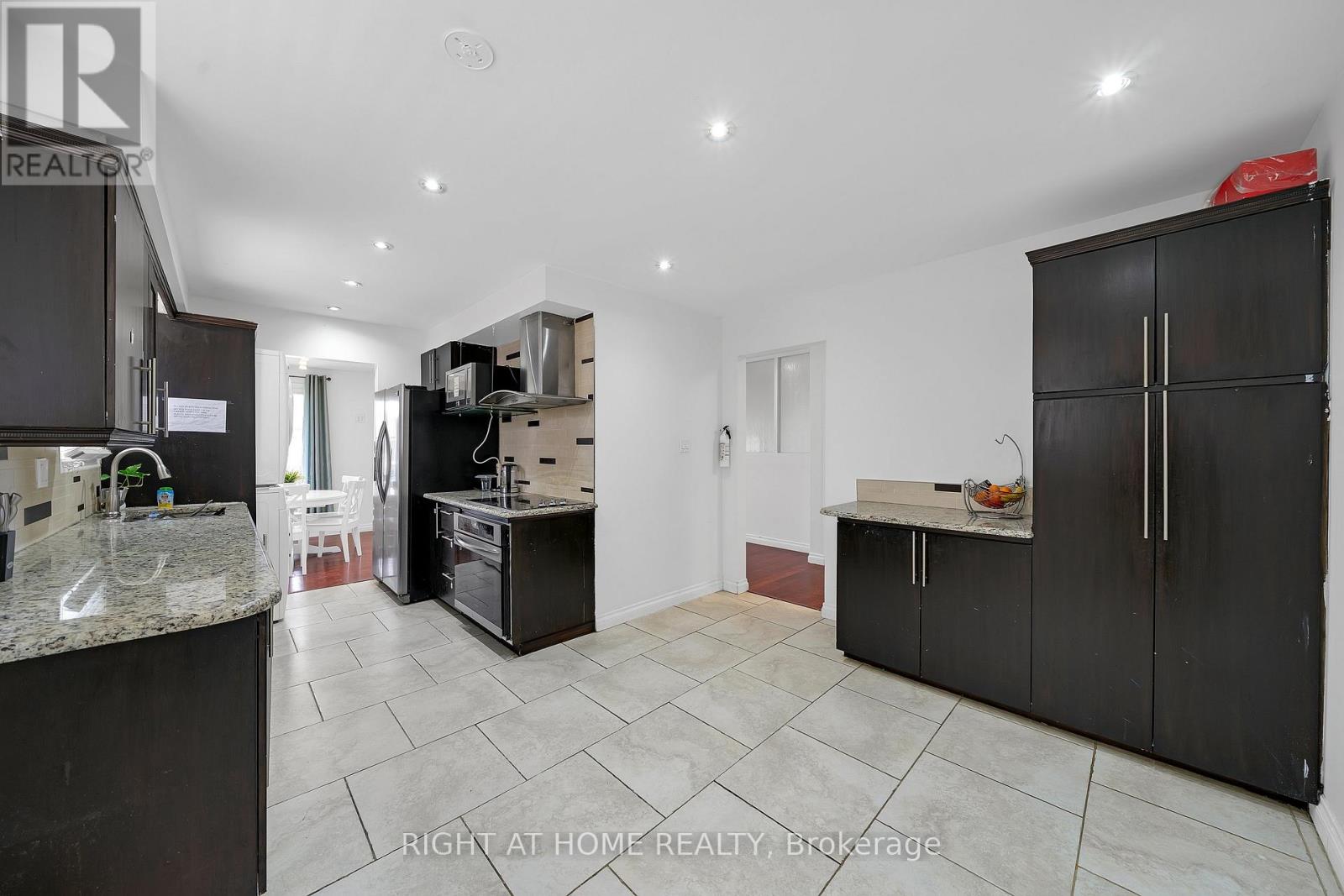 3241 MCCARTHY COURT - 22