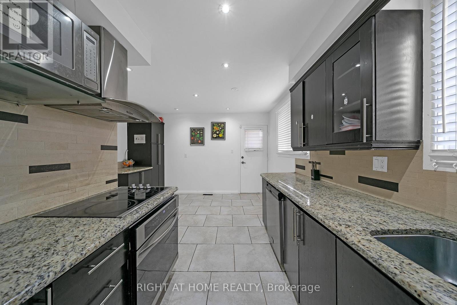 3241 MCCARTHY COURT - 24
