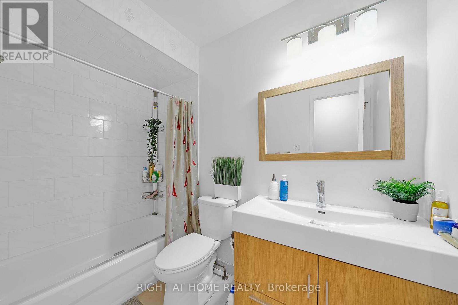 3241 MCCARTHY COURT - 27