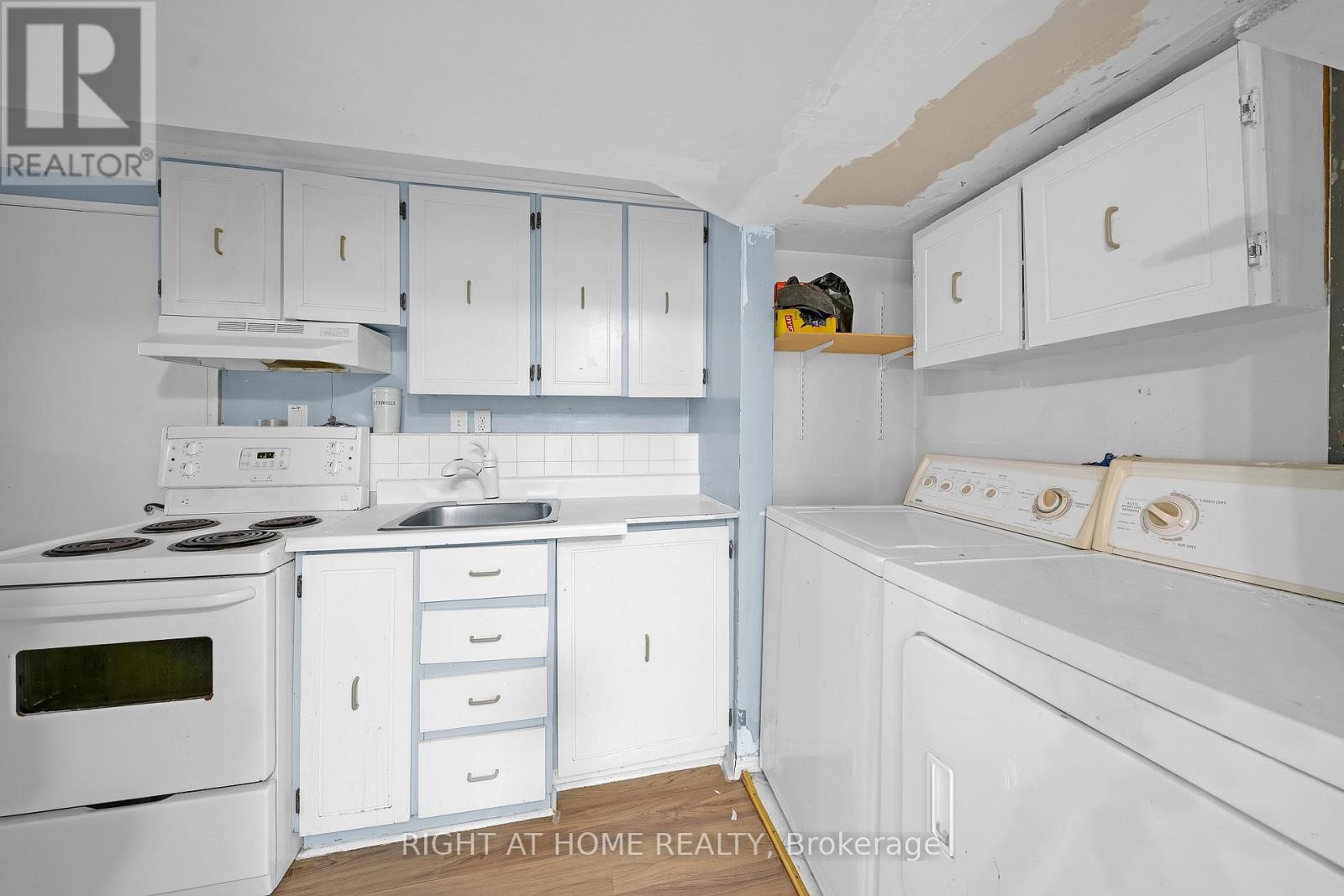 3241 MCCARTHY COURT - 42