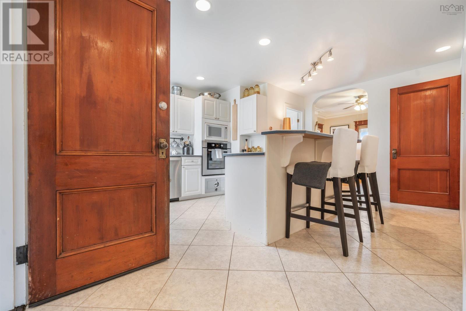 192 Terrace Street - 27