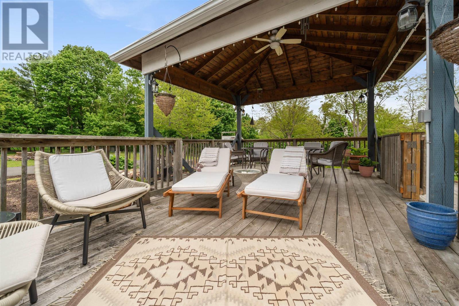 192 Terrace Street - 9