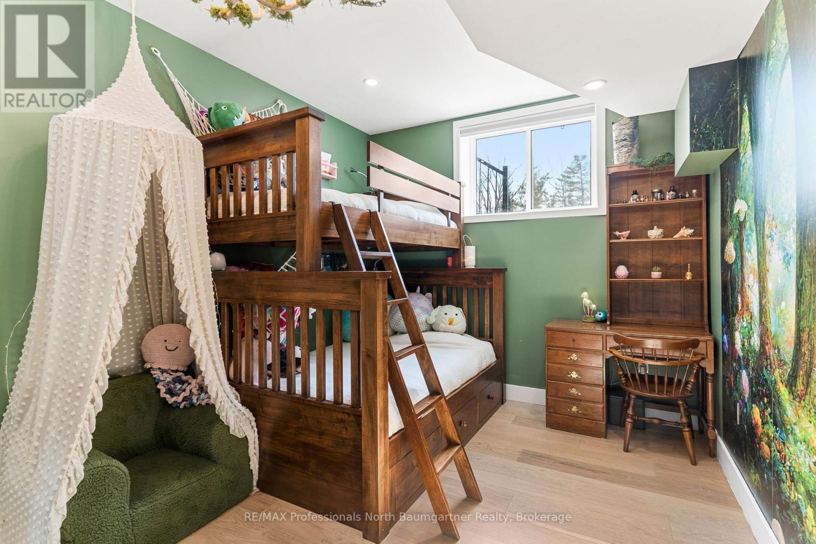 4318 GLAMORGAN ROAD - 33