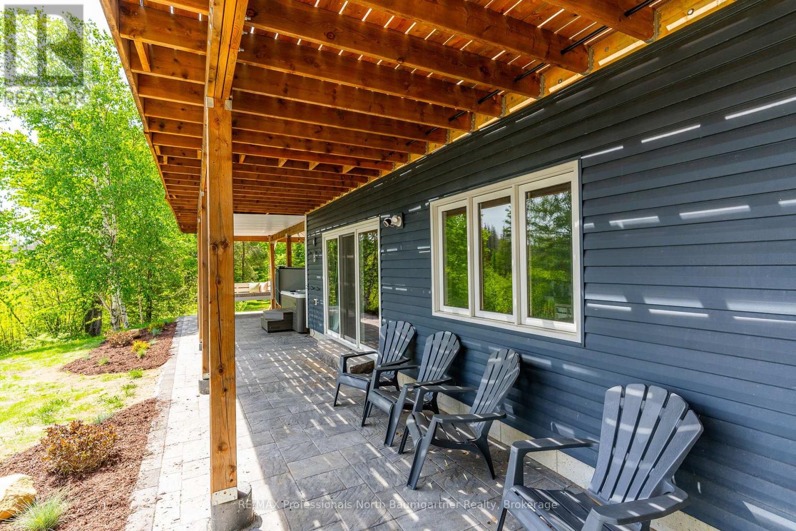 4318 GLAMORGAN ROAD - 38