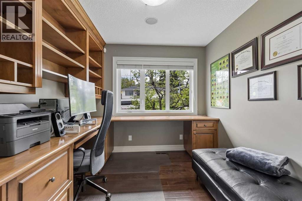 2404 29 Avenue SW - 13