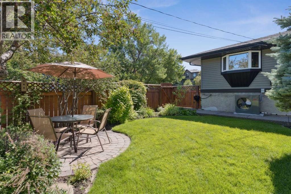 2404 29 Avenue SW - 32