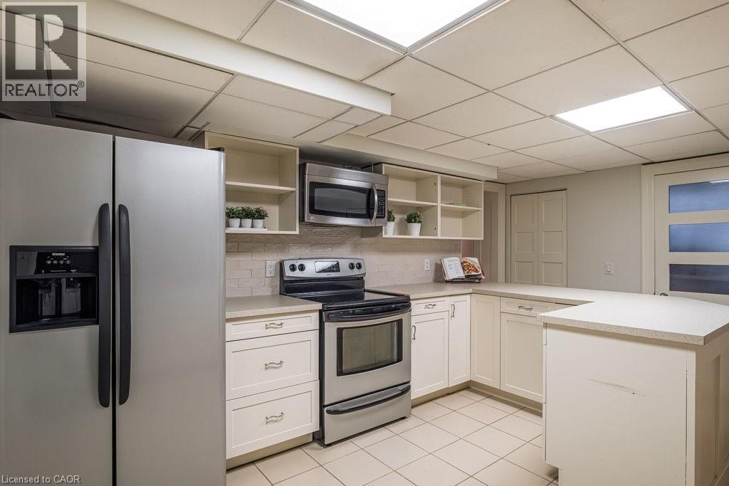64 MILLER Drive - 24