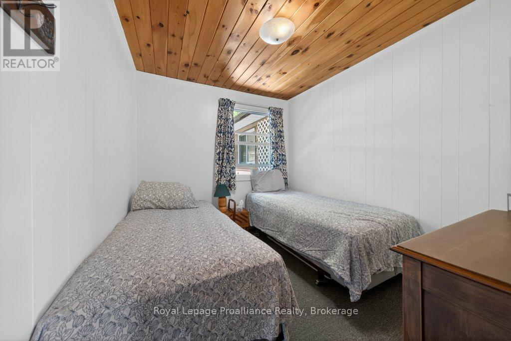 1017 BAY LANE - 13