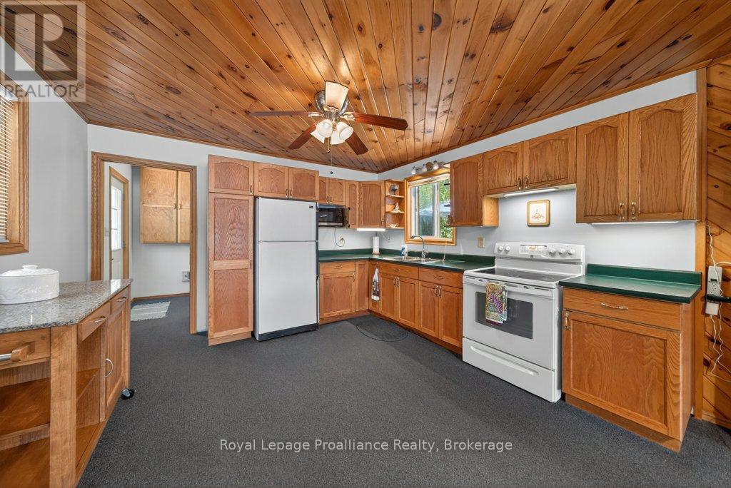 1017 BAY LANE - 21