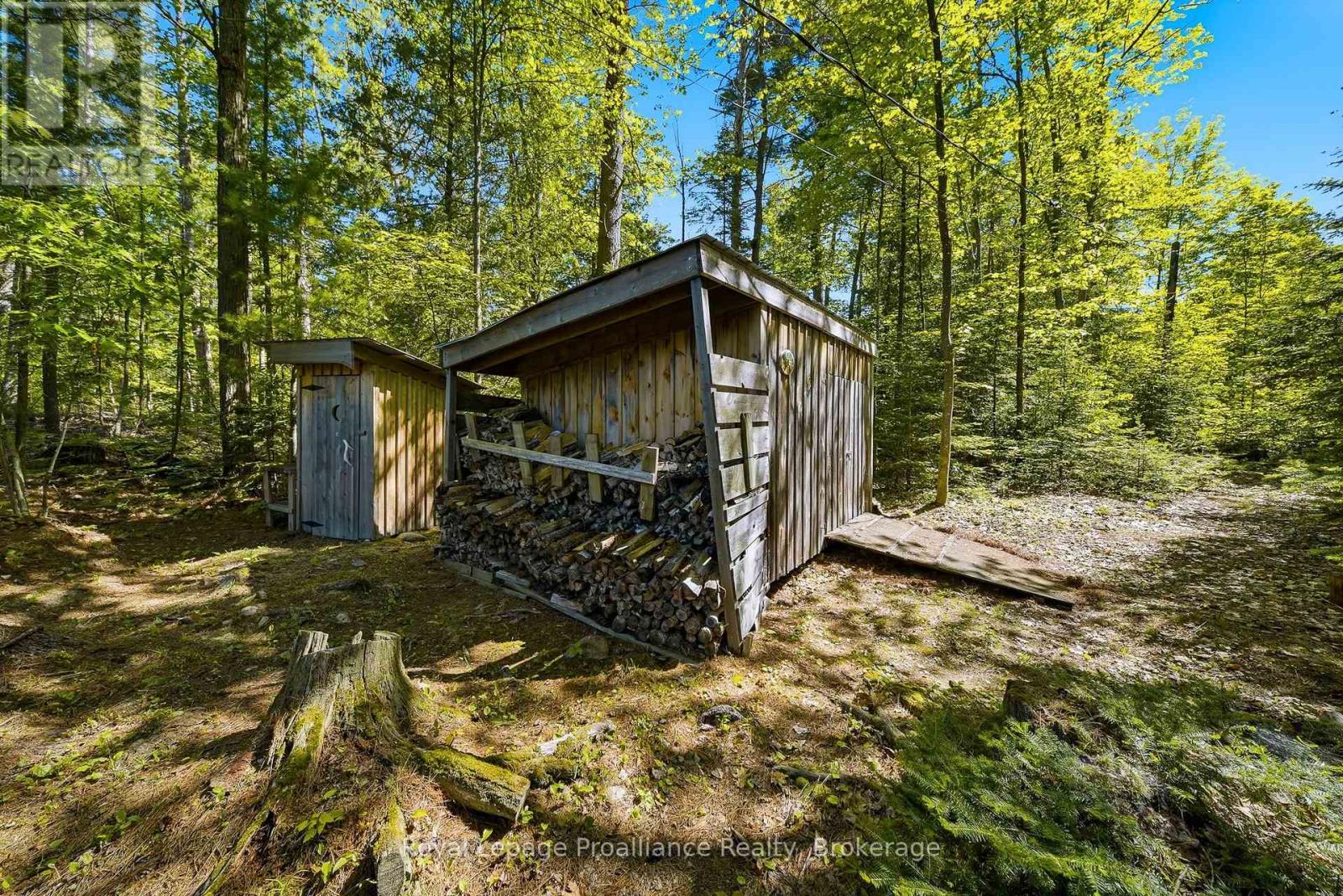 890 MAZINAW LAKE - 35
