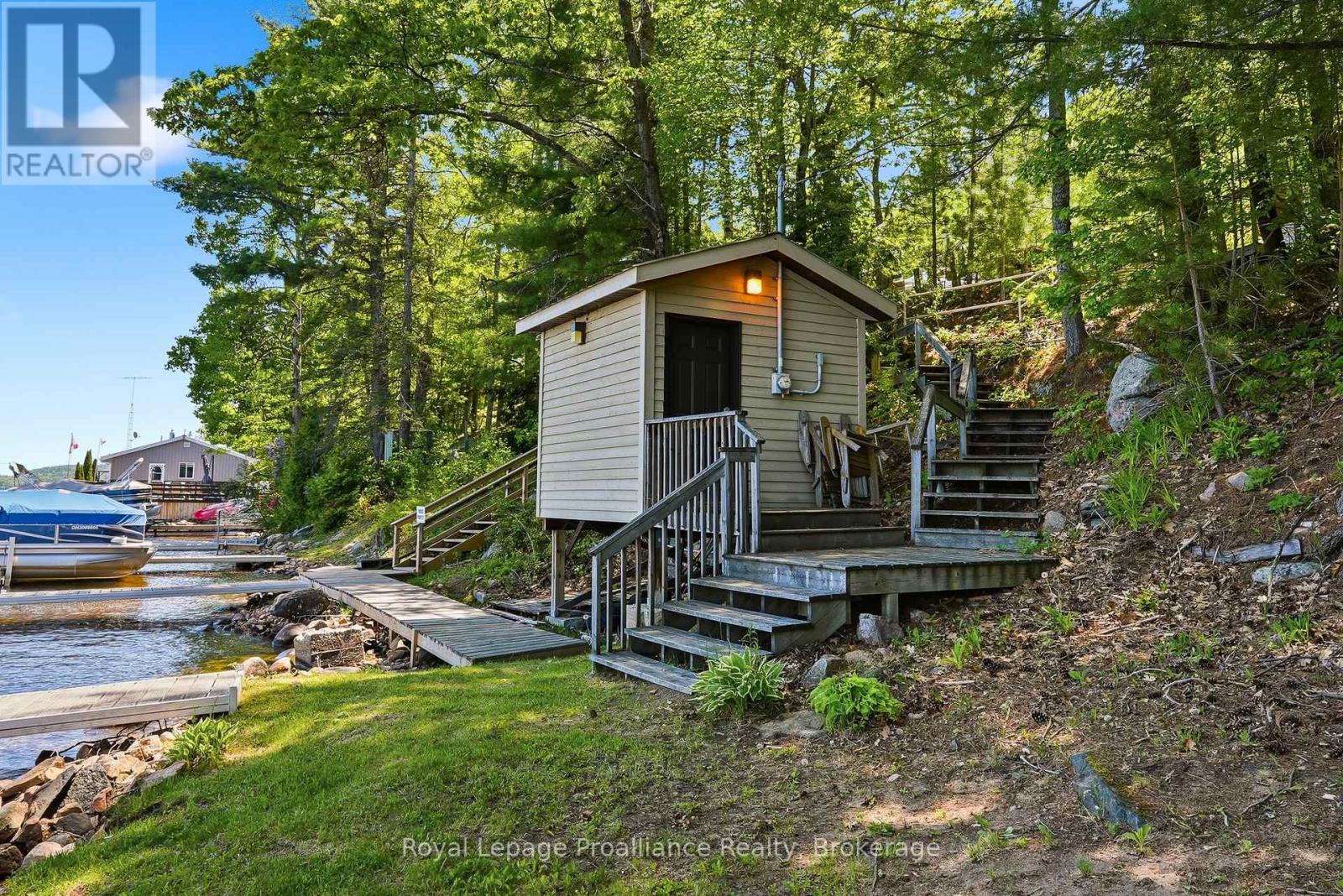 890 MAZINAW LAKE - 50