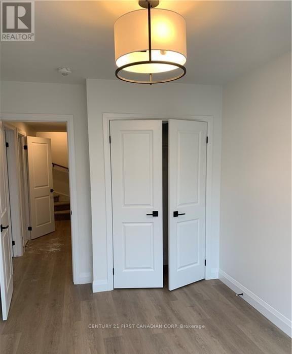 #7 3900 SAVOY STREET - 13