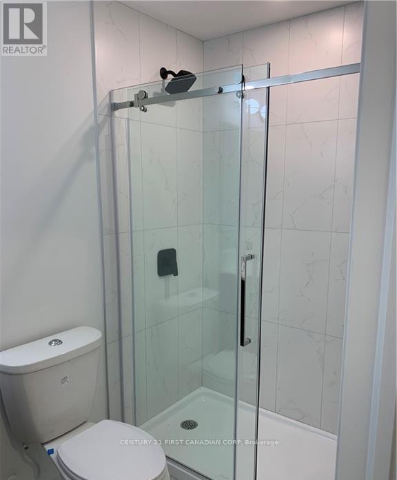 #7 3900 SAVOY STREET - 17