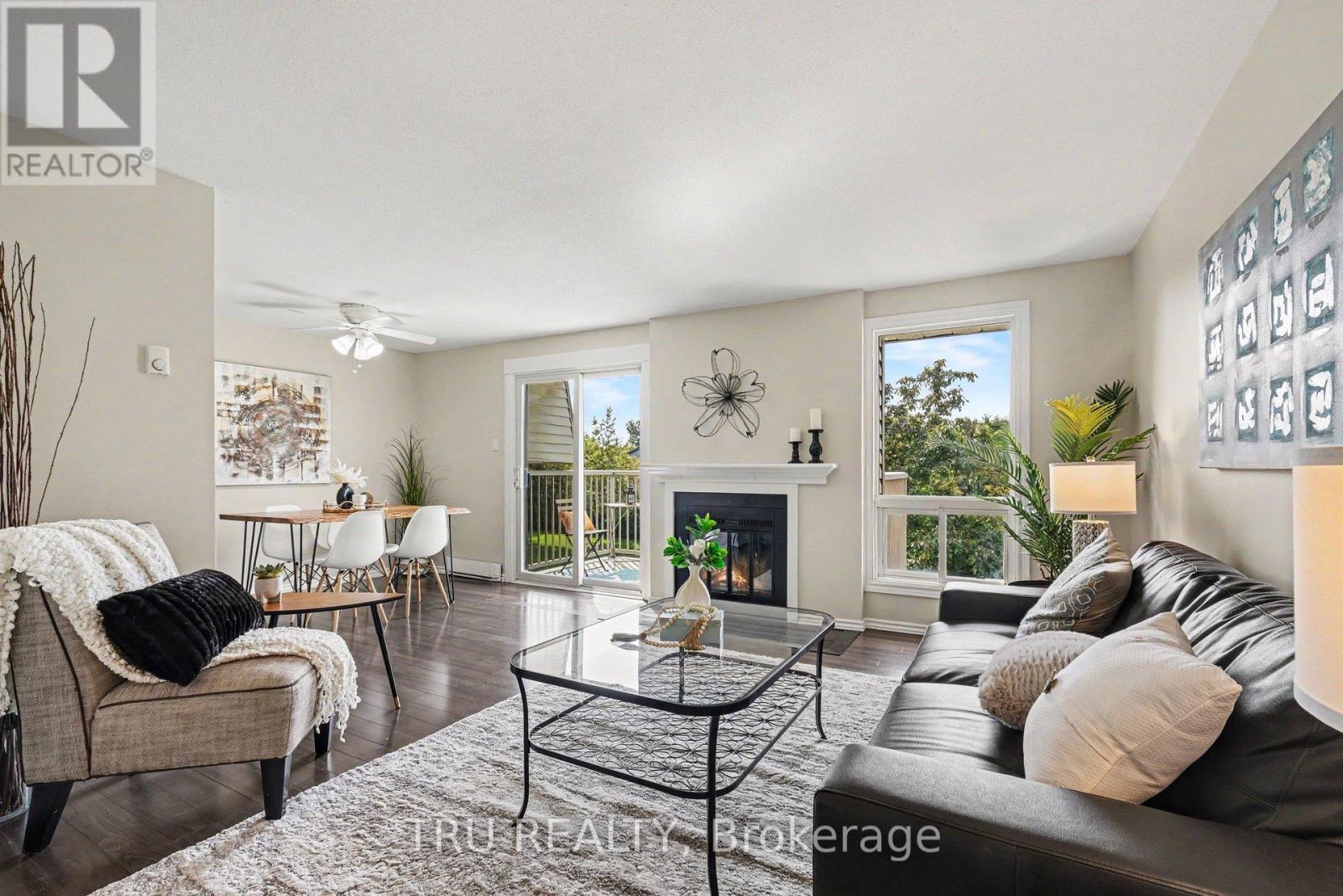 #8 22 SWEETBRIAR CIRCLE - 5