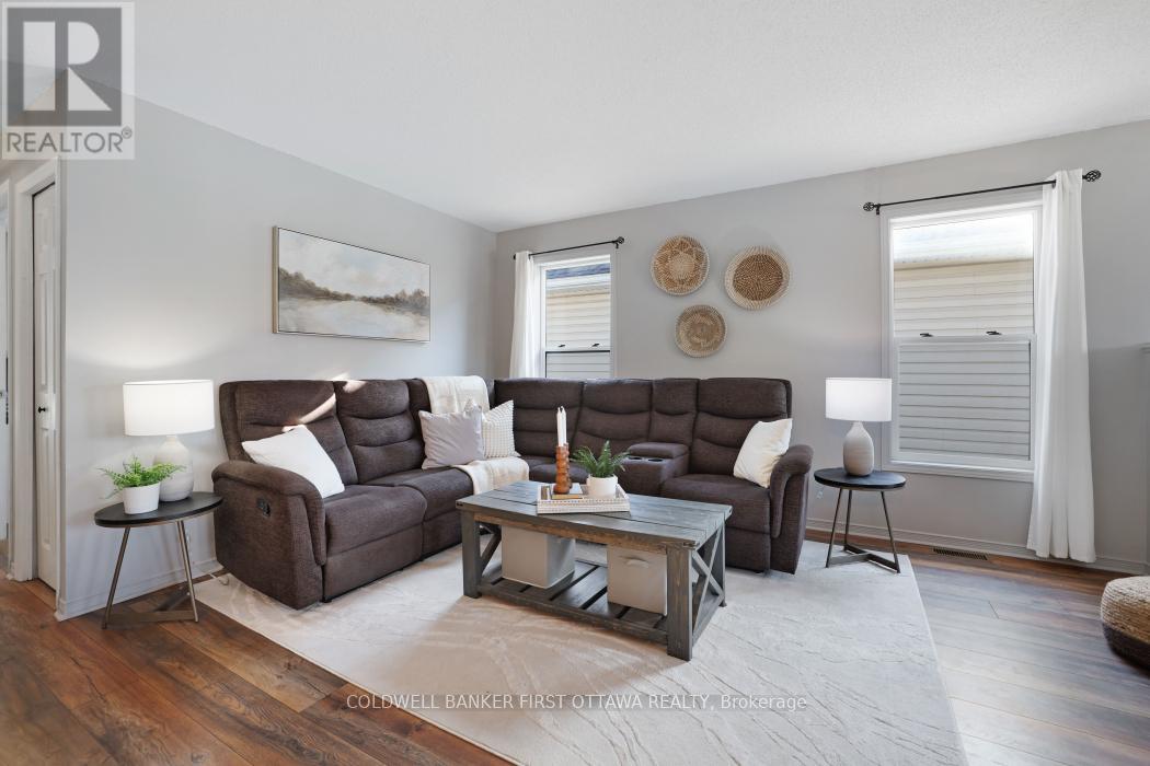 37 BOULDER WAY - 15