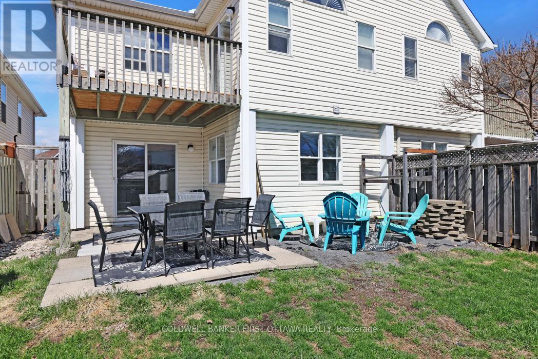37 BOULDER WAY - 43