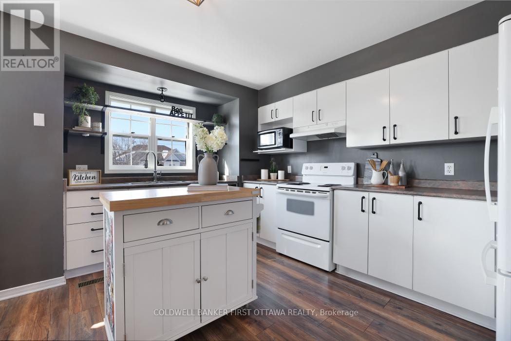 37 BOULDER WAY - 8