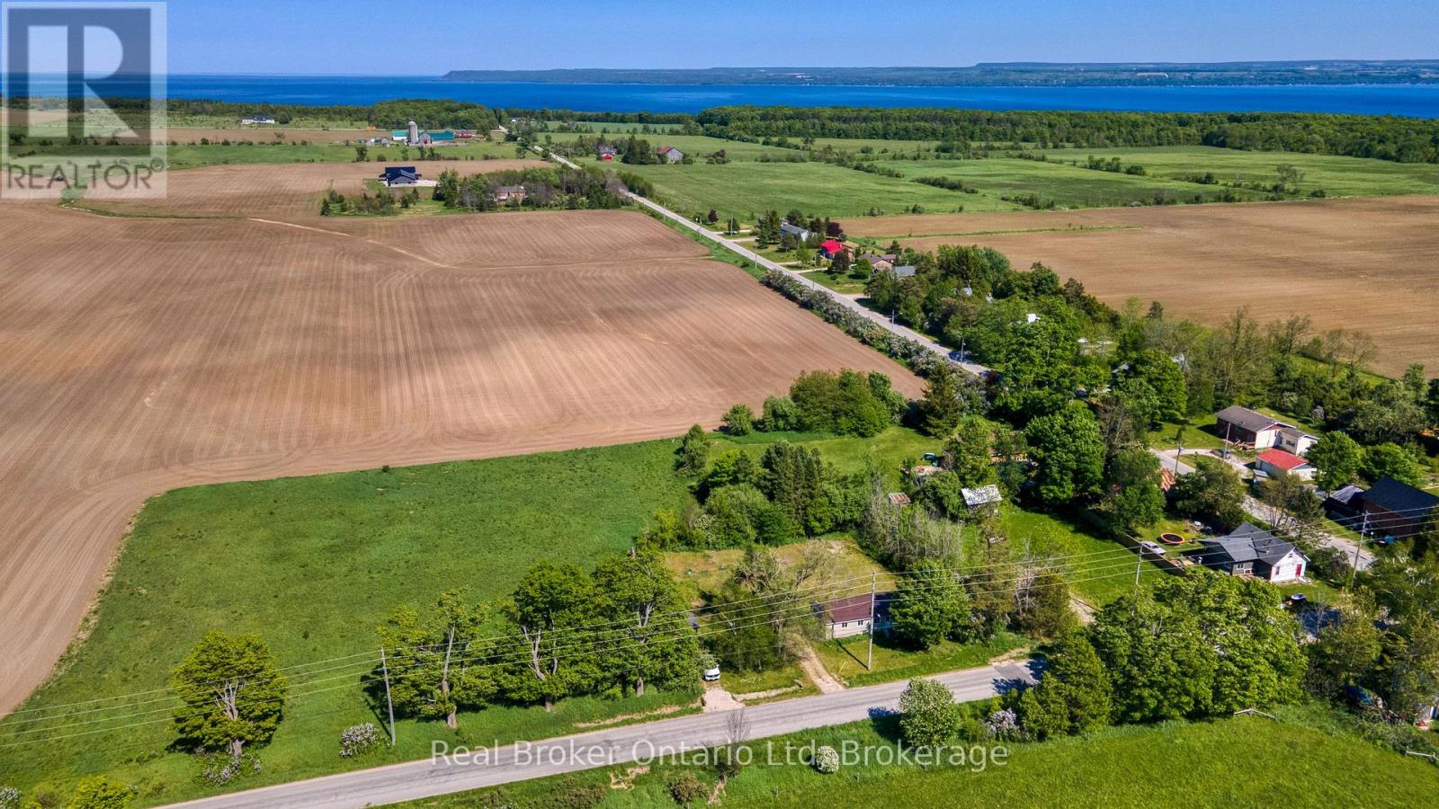 310009 KEMBLE ROCK ROAD - 1