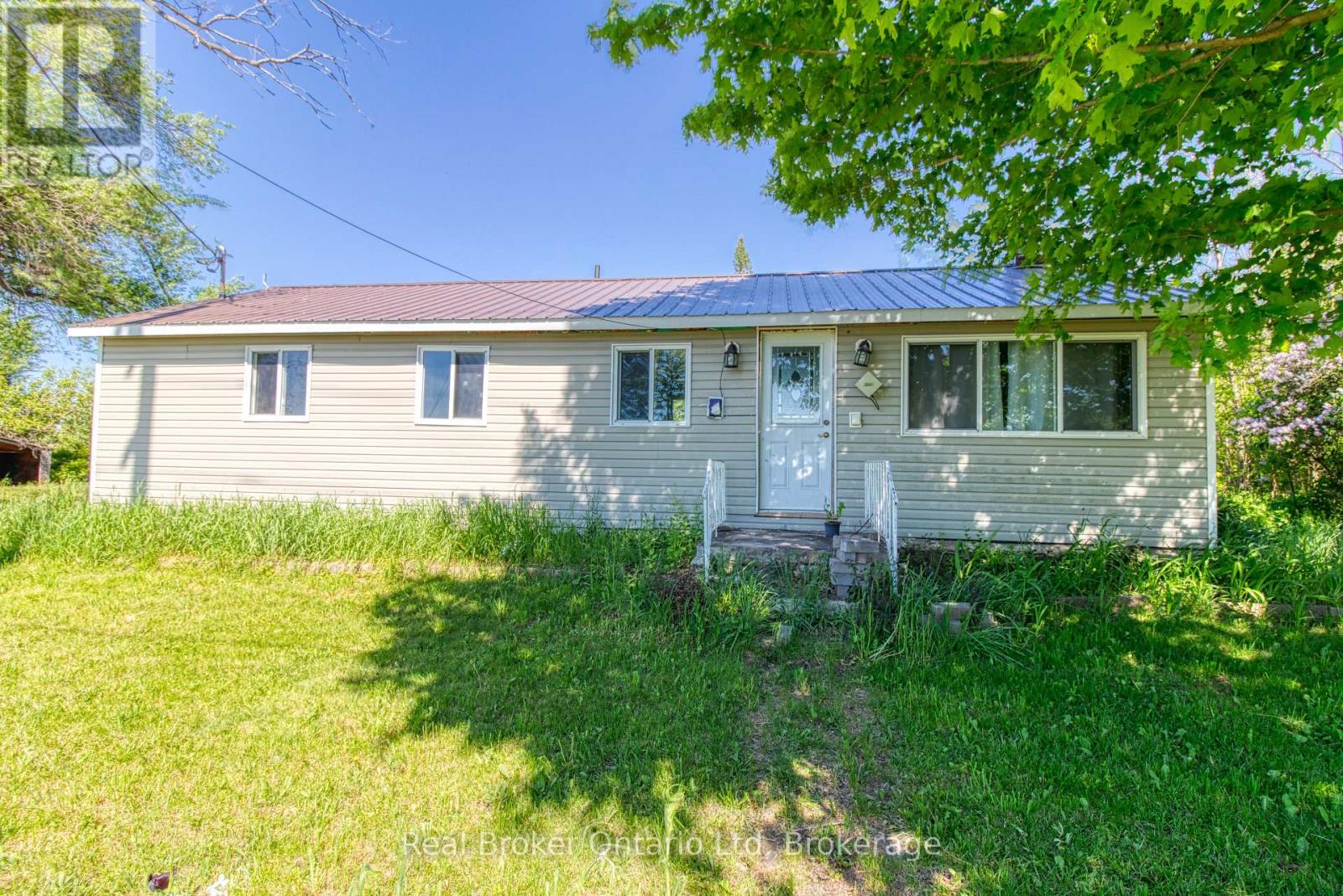 310009 KEMBLE ROCK ROAD - 8