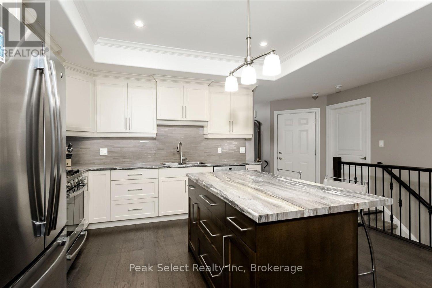 321 TRACY STREET - 14