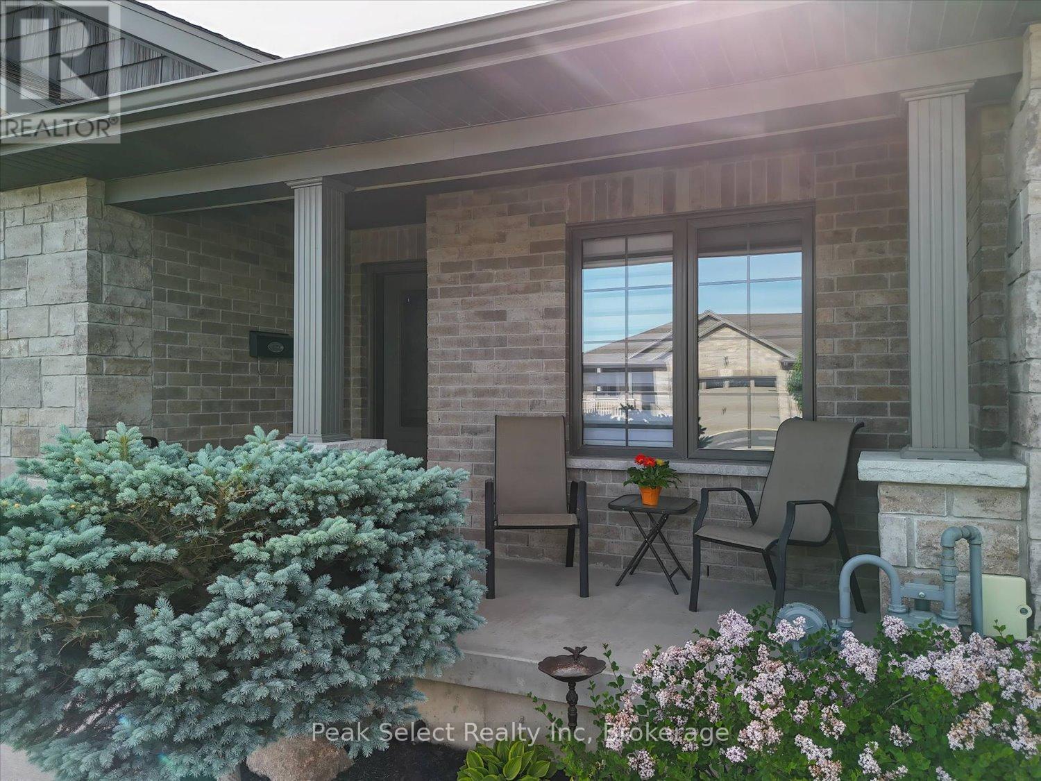321 TRACY STREET - 3