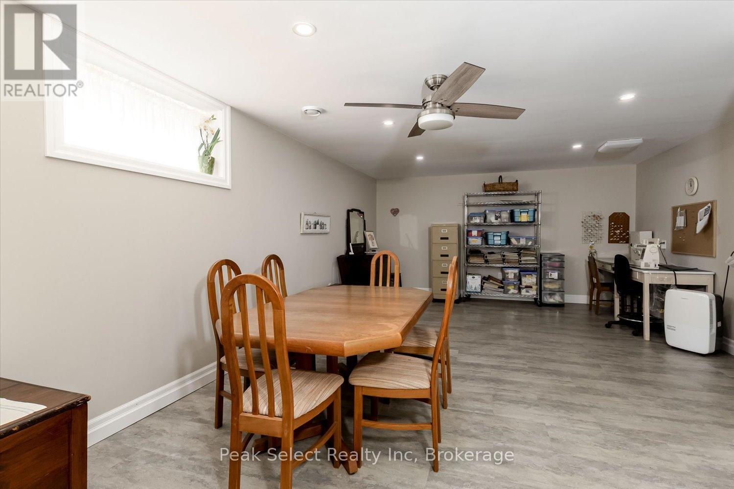 321 TRACY STREET - 32