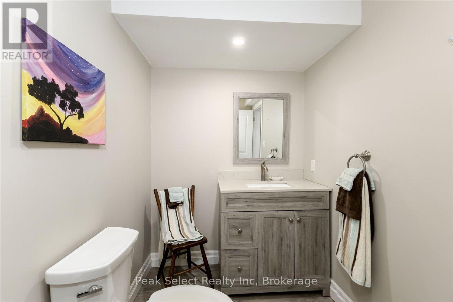 321 TRACY STREET - 35