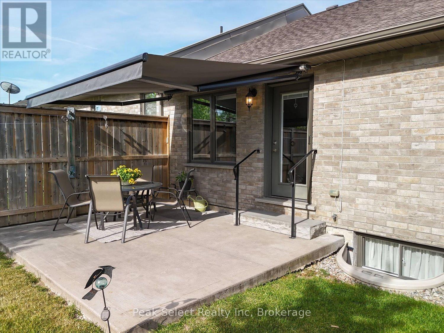 321 TRACY STREET - 37