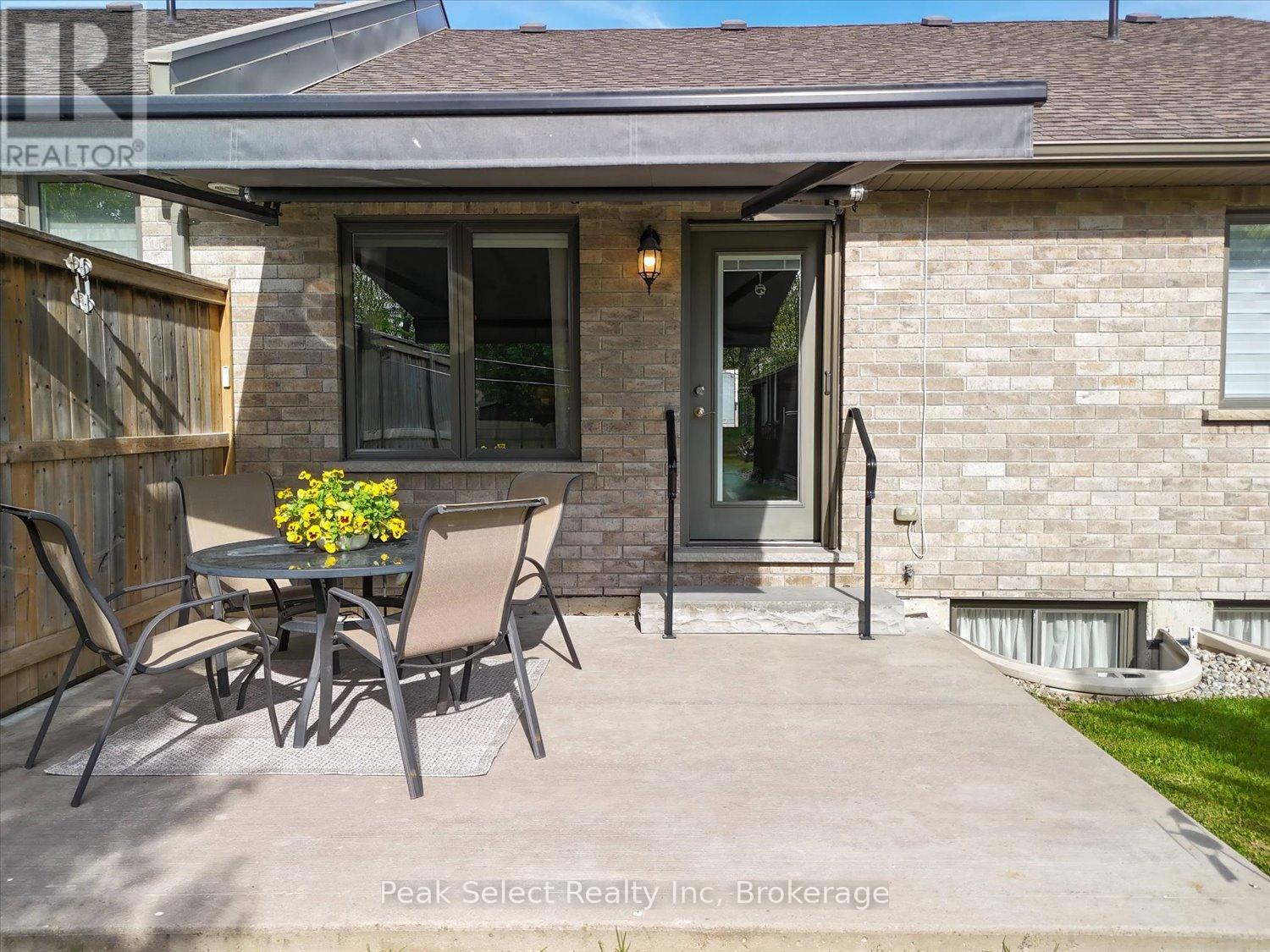 321 TRACY STREET - 38