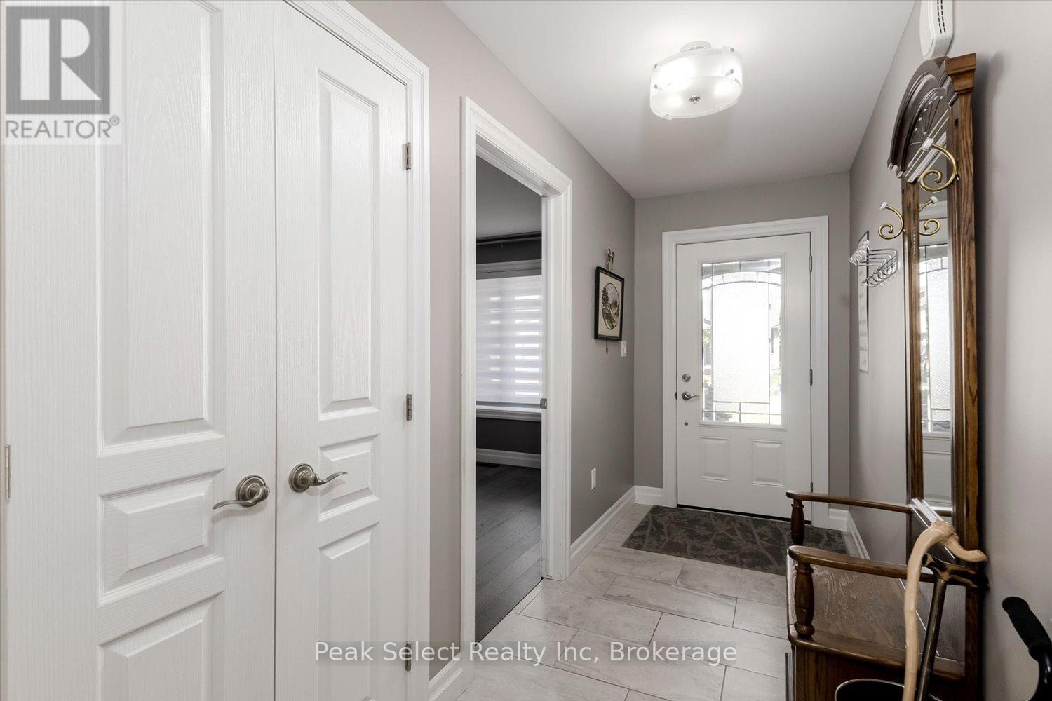321 TRACY STREET - 7