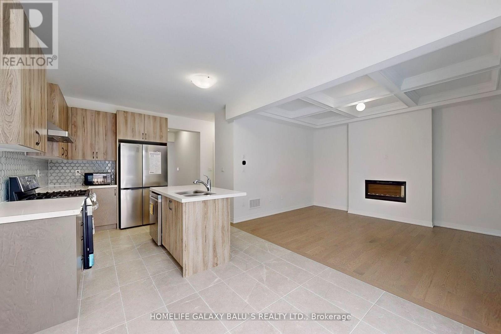 2940 NAKINA STREET - 8