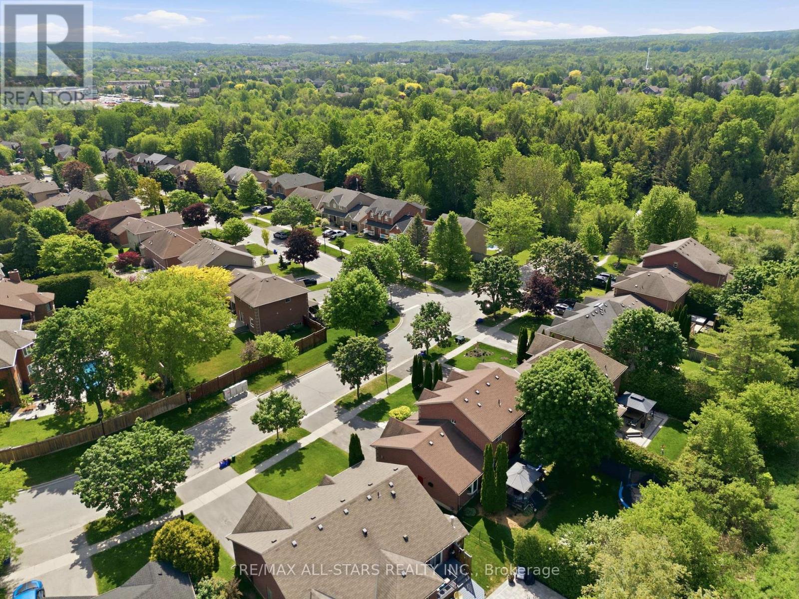 10 FORSYTHE DRIVE - 46