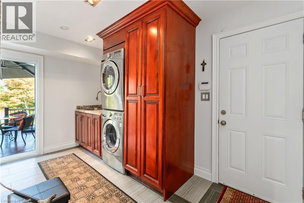 493 RIDGE Road E - 24