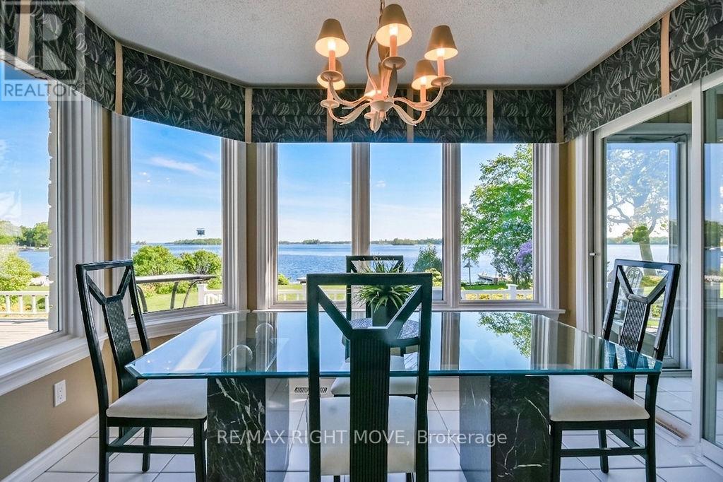 683 GLEN CRESCENT - 15