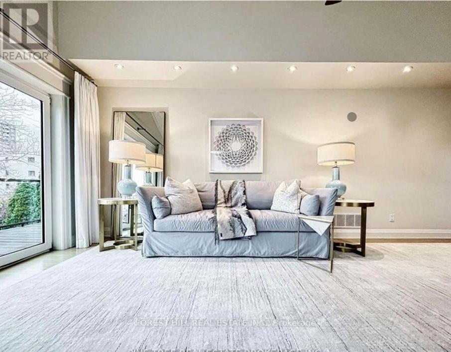 27 BERCZY STREET - 11