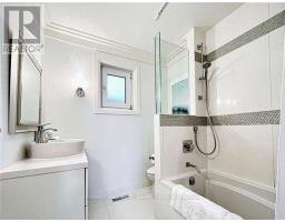 27 Berczy Street, Barrie, ON L4M3P6 Photo 22