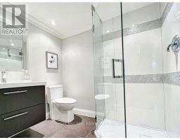 27 Berczy Street, Barrie, ON L4M3P6 Photo 24
