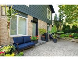 27 Berczy Street, Barrie, ON L4M3P6 Photo 31