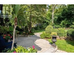 27 Berczy Street, Barrie, ON L4M3P6 Photo 34