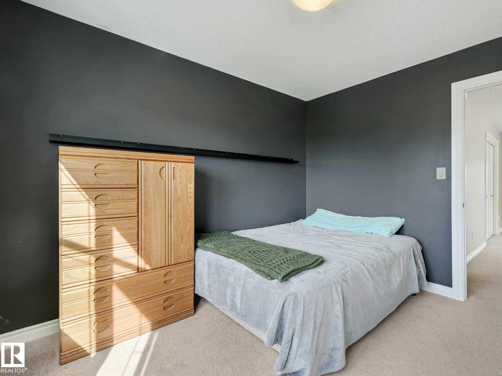 16124 10 AV SW - 25