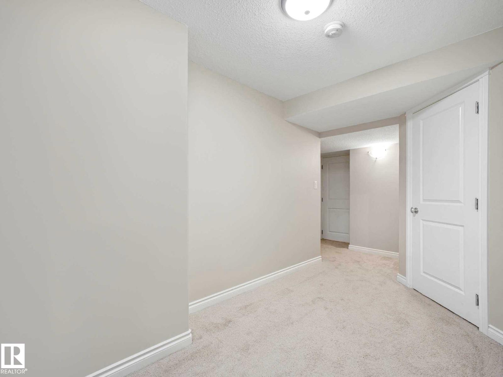 16124 10 AV SW - 29