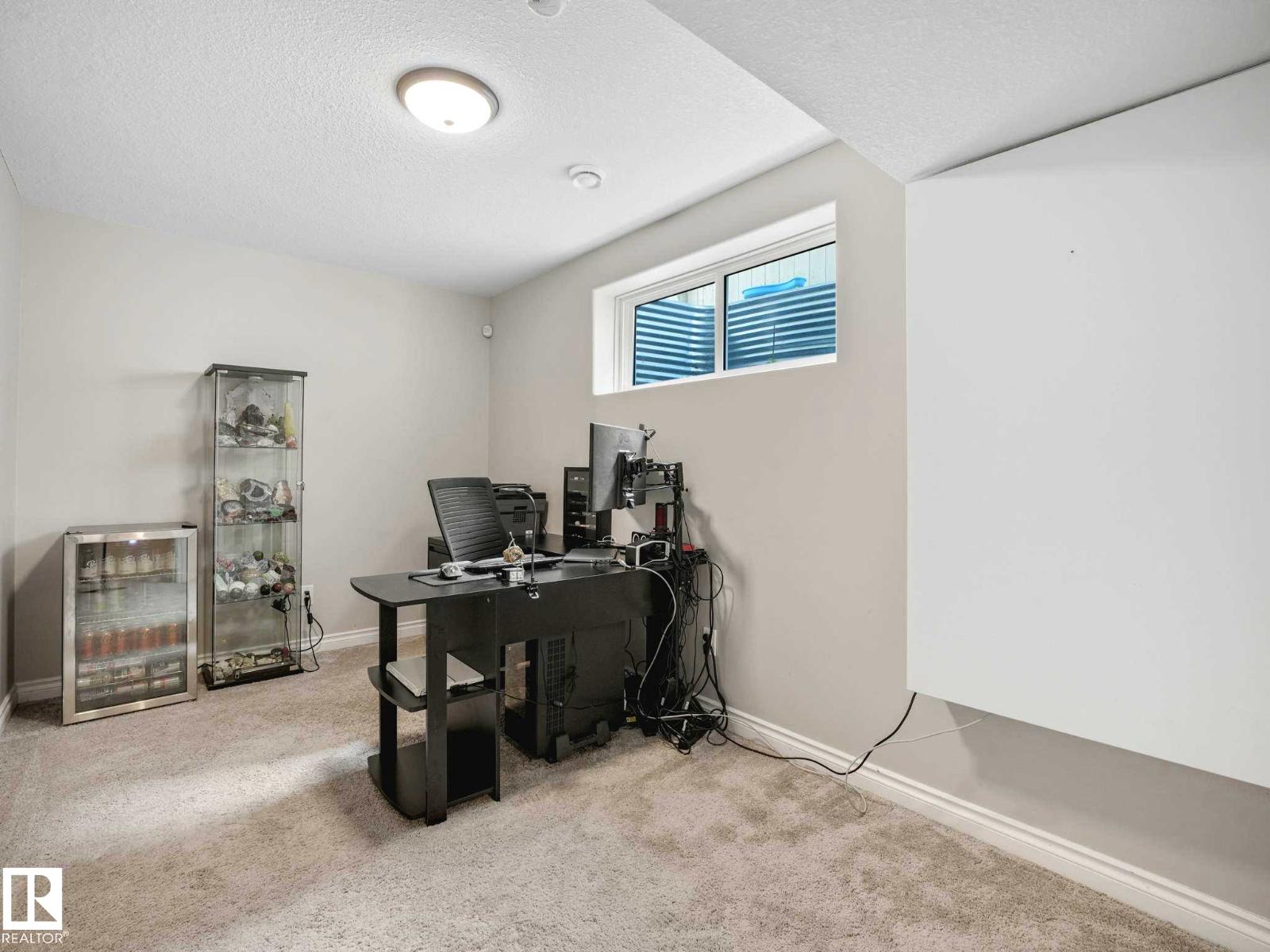 16124 10 AV SW - 30